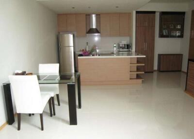 Emporio Place  Modern 1 Bedroom Duplex in Phrom Phong