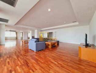 Extremely Large 3 Bedroom Apartment For Rent in Phrom Phong