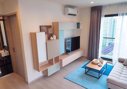 Rhythm Sukhumvit 44/1  Stylish 1 Bedroom Condo in Phra Khanong