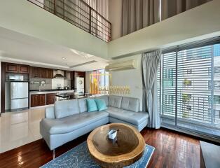 Spacious 1 Bedroom Duplex Serviced Apartment in Silom