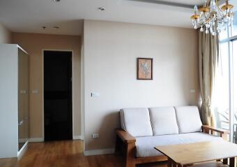 Urbana Sathorn  Spacious 1 Bedroom Condo in Sathorn Business District