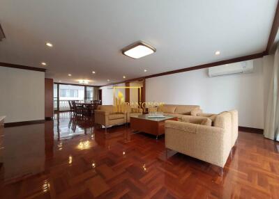 Large 3 Bedroom Apartment Near Em District in Phrom Phong