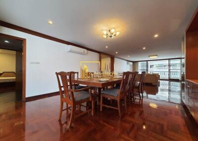 Large 3 Bedroom Apartment Near Em District in Phrom Phong