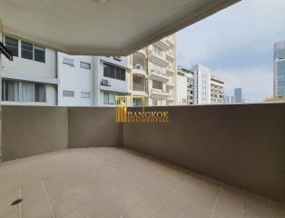 Large 3 Bedroom Apartment Near Em District in Phrom Phong