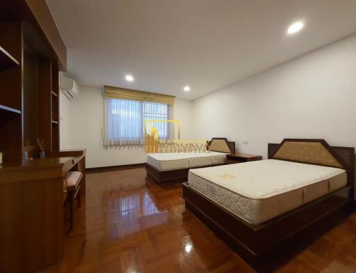 Large 3 Bedroom Apartment Near Em District in Phrom Phong