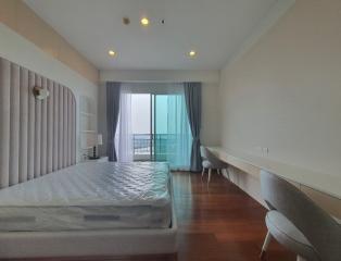 Supalai Prima Riva  Gorgeous 4 Bedroom Riverside Penthouse