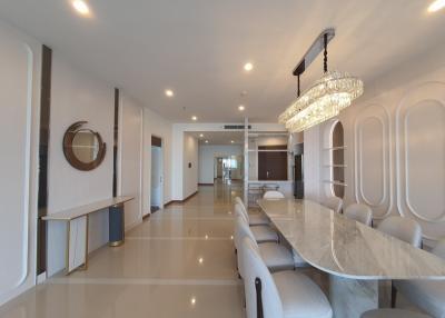 Supalai Prima Riva | Gorgeous 4 Bedroom Riverside Penthouse