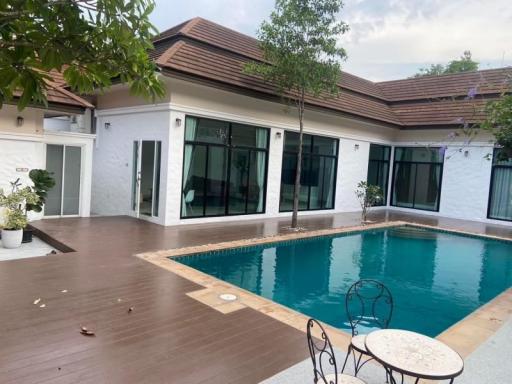 For sale and rent Anda Village Pattaya, luxury house Pool Villa Pattaya