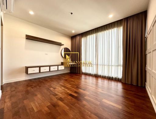 Baan Siri 31  Renovated 1 Bedroom Condo in Popular Area of Sukhumvit