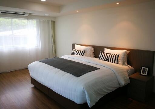 Luxury 2 Bedroom Serviced Apartment in Thong Lo