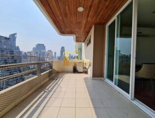 Very Spacious 3 Bedroom Serviced Apartment in Phrom Phong