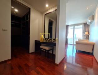 Very Spacious 3 Bedroom Serviced Apartment in Phrom Phong