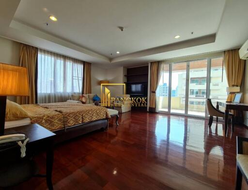 Very Spacious 3 Bedroom Serviced Apartment in Phrom Phong