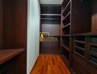 Very Spacious 3 Bedroom Serviced Apartment in Phrom Phong