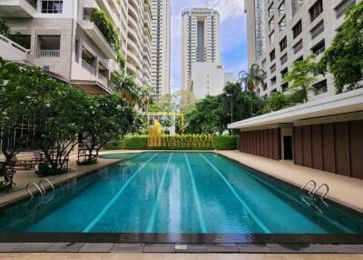 Sathorn Park Place  Renovated 2 Bedroom Condo in Central Sathorn