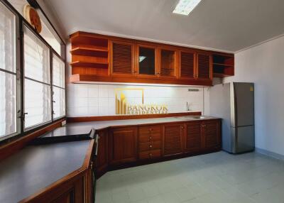 Le Premier 1  Large 2 Bedroom Rental Property Near BTS Asoke