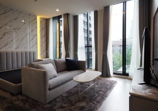 Noble Ploenchit  Modern Luxury 1 Bedroom Condo Near BTS