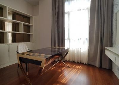 Supalai Elite  Beautifully Furnished 4 Bedroom Rental Property in Suanplu