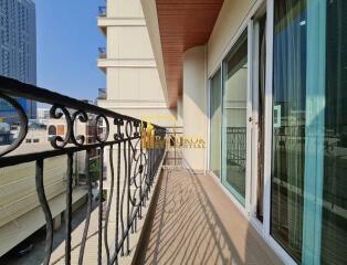 Very Spacious 2 Bedroom Apartment in Nana