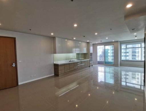 Circle Living Prototype  Spacious 3 Bedroom Penthouse For Sale