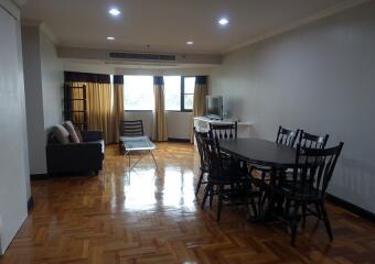 Baan Suanpetch  3 Bedroom Property Near Em District Phrom Phong