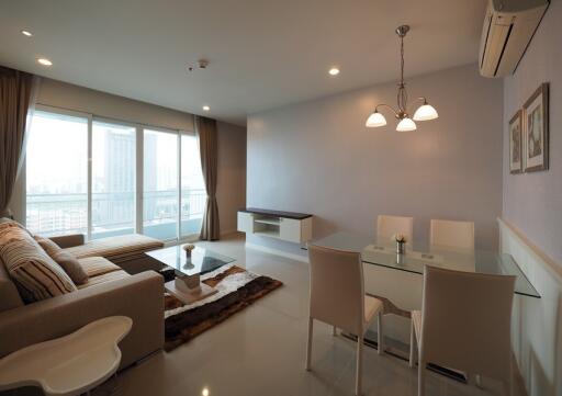 Circle Condominium  Fully Furnished 1 Bedroom Condo With City View