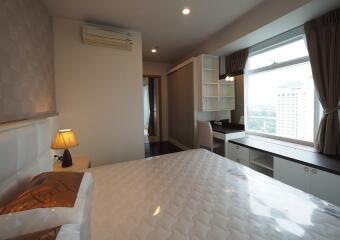 Circle Condominium  Fully Furnished 1 Bedroom Condo With City View
