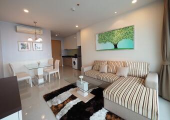 Circle Condominium  Fully Furnished 1 Bedroom Condo With City View