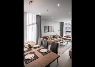 Noble Ploenchit  Beautifully Decorated 3 Bedroom Property in Phloenchit