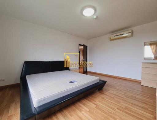 Renovated 2 Bedroom Asoke Apartment