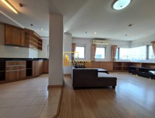 Spacious 1 Bedroom Asoke Apartment