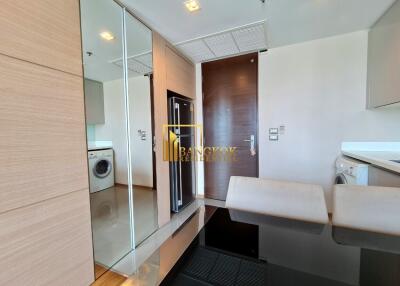 The Address Asoke  Modern 1 Bedroom Condo Next to Airport Link