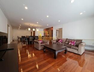 Very Spacious 3 Bedroom Apartment in Phrom Phong