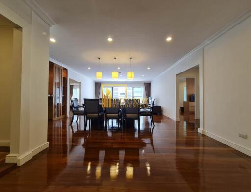 Very Spacious 3 Bedroom Apartment in Phrom Phong