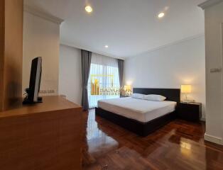 Very Spacious 3 Bedroom Apartment in Phrom Phong