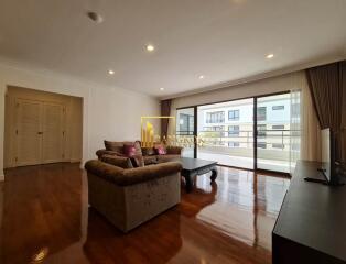 Very Spacious 3 Bedroom Apartment in Phrom Phong