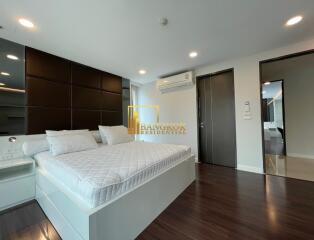 Renovated 2 Bedroom Apartment in Phrom Phong