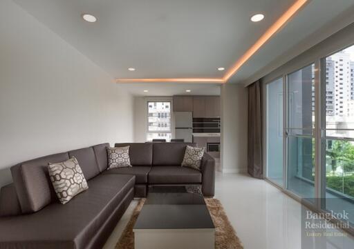 Modern 2 Bedroom Apartment in Phrom Phong Area