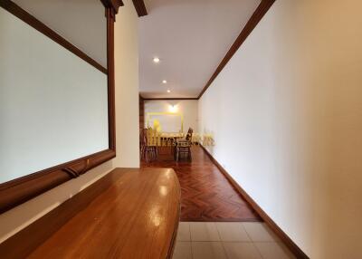 Renovated 2 Bedroom Apartment For Rent in Asoke Area