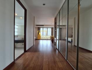 Very Spacious 4 Bedroom Apartment For Rent in Thonglor