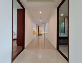 Very Spacious 4 Bedroom Apartment For Rent in Thonglor