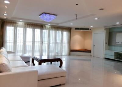 Kallista Mansion  Large 3 Bedroom Property For Rent in Early Sukhumvit