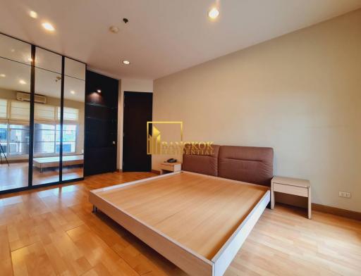 Citi Smart  Partially furnished 3 Bedroom Condo For Rent Near Asoke BTS Station