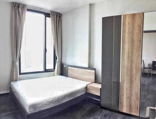 The Edge Sukhumvit 23  1 Bedroom Condo Near Asoke Interchange Station