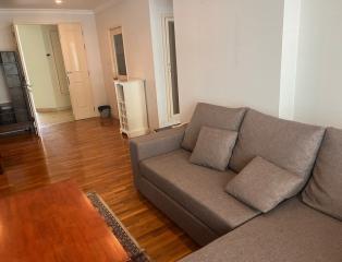 Baan Siri 10  Good Sized 2 Bed Condo For Rent in Sukhumvit 10