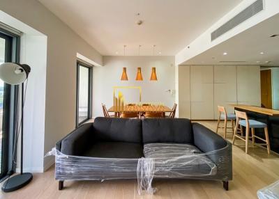 The Pano | Modern 2 Bedroom Riverside Condo
