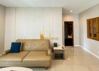 1 Bedroom Luxury Serviced Apartment With Large Private Terrace