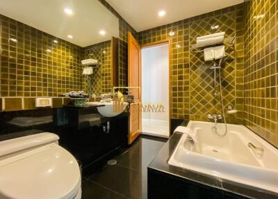 Superb 2 Bedroom Serviced Apartment For Rent in Phloen Chit