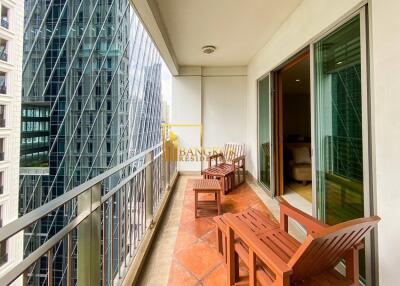 Luxurious 3 Bedroom Serviced Apartment For Rent in Phloen Chit