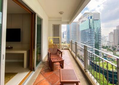 Luxurious 3 Bedroom Serviced Apartment For Rent in Phloen Chit